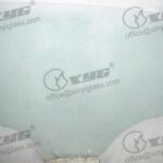 RH REAR DOOR GLASS GREEN ( 2 HOLES)